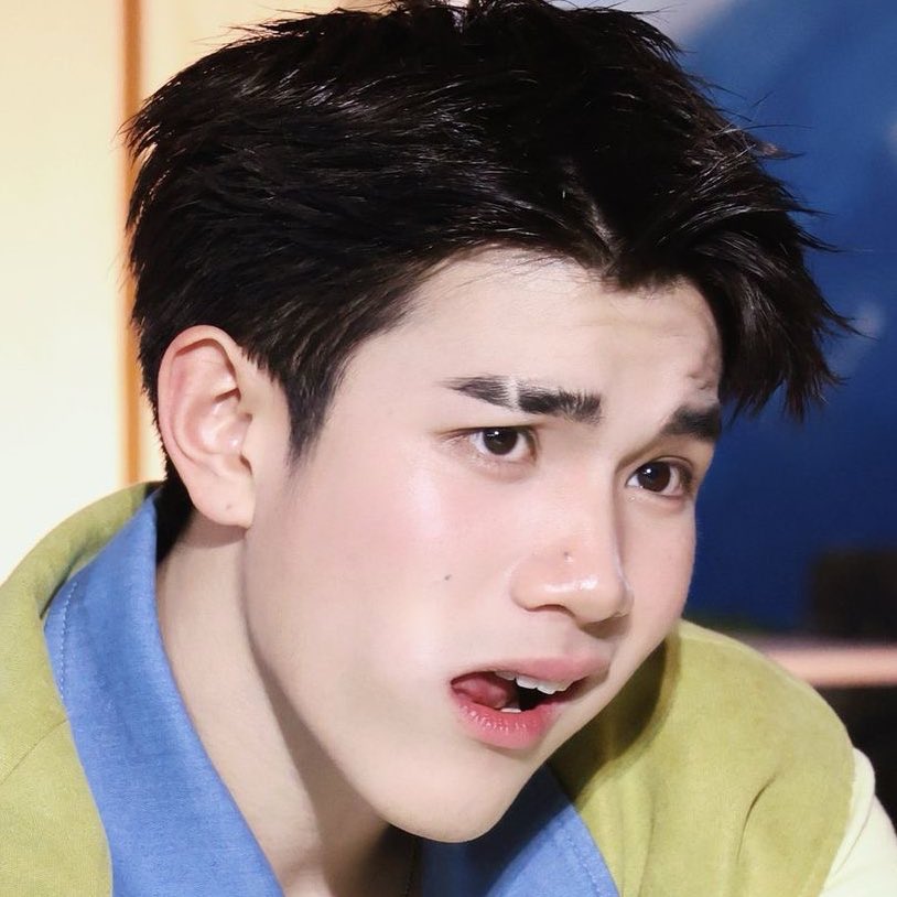 nong_nattawat's tweet image. oh… u bratty little puppy