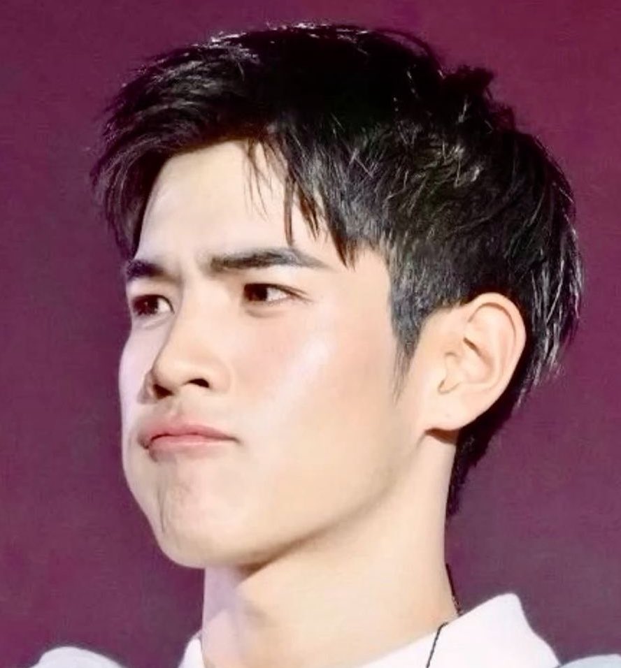 nong_nattawat's tweet image. oh… u bratty little puppy