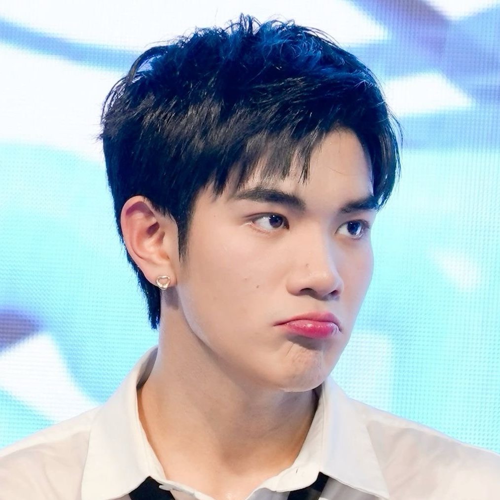 nong_nattawat's tweet image. oh… u bratty little puppy