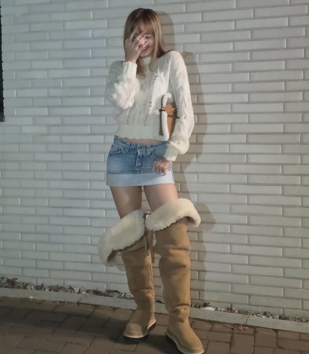LALICE UPDATES tweet media