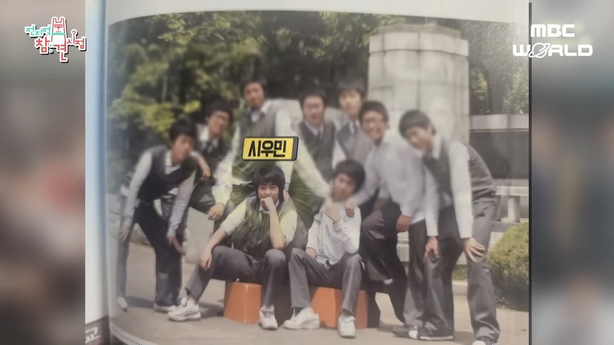 plyxeol's tweet photo. when minseok said his life back then was just soccer and even now he still plays with longtime friends he's known for 20+ years and people from the industry... soccer has always been his home 🥲 https://t.co/zmgBKwFkuB