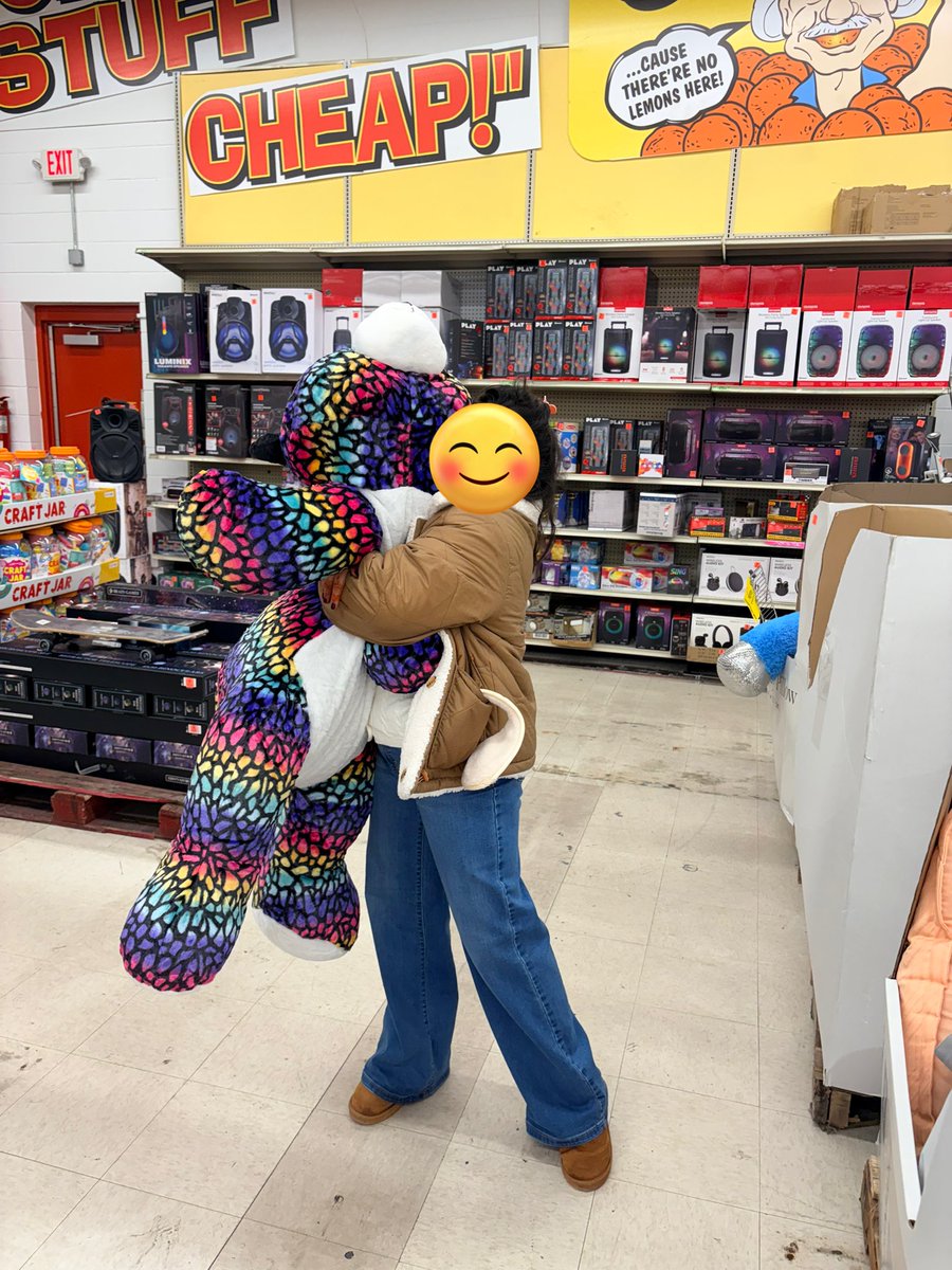 Decaffitated's tweet image. Happy new year i suppose or summin?