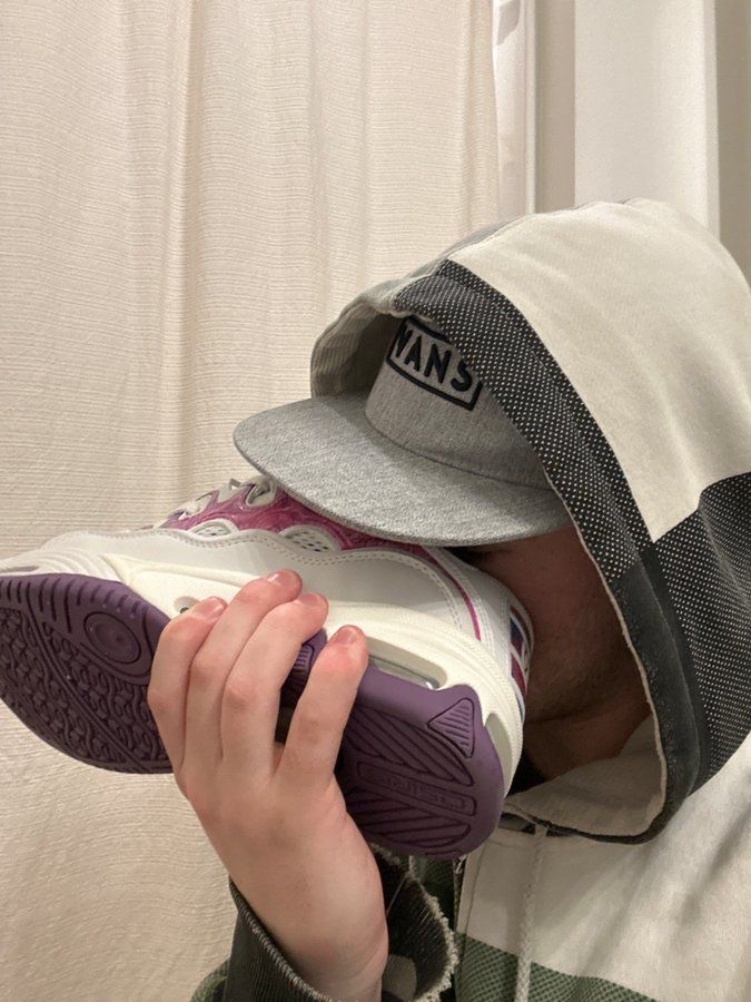 Osiriskicks tweet media