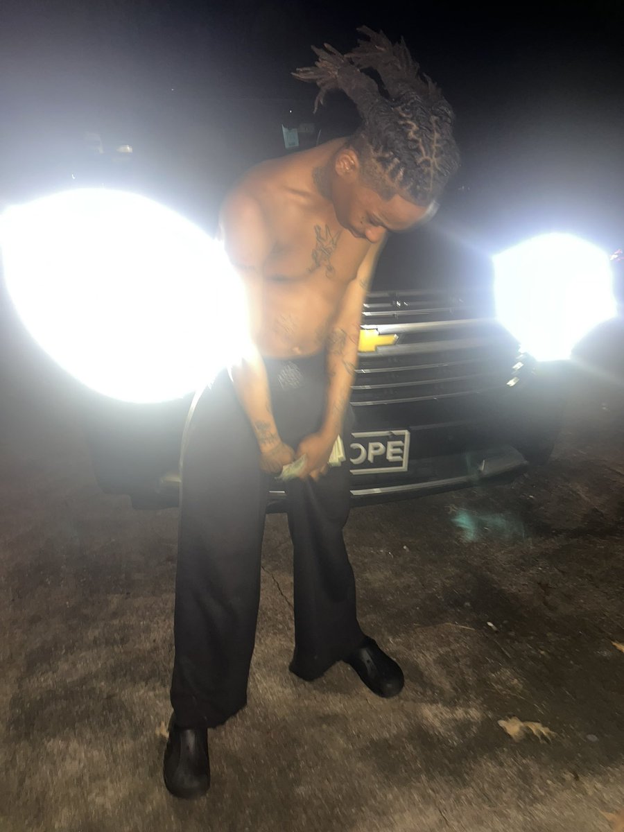 makehersayblatt's tweet image. Blatttttt