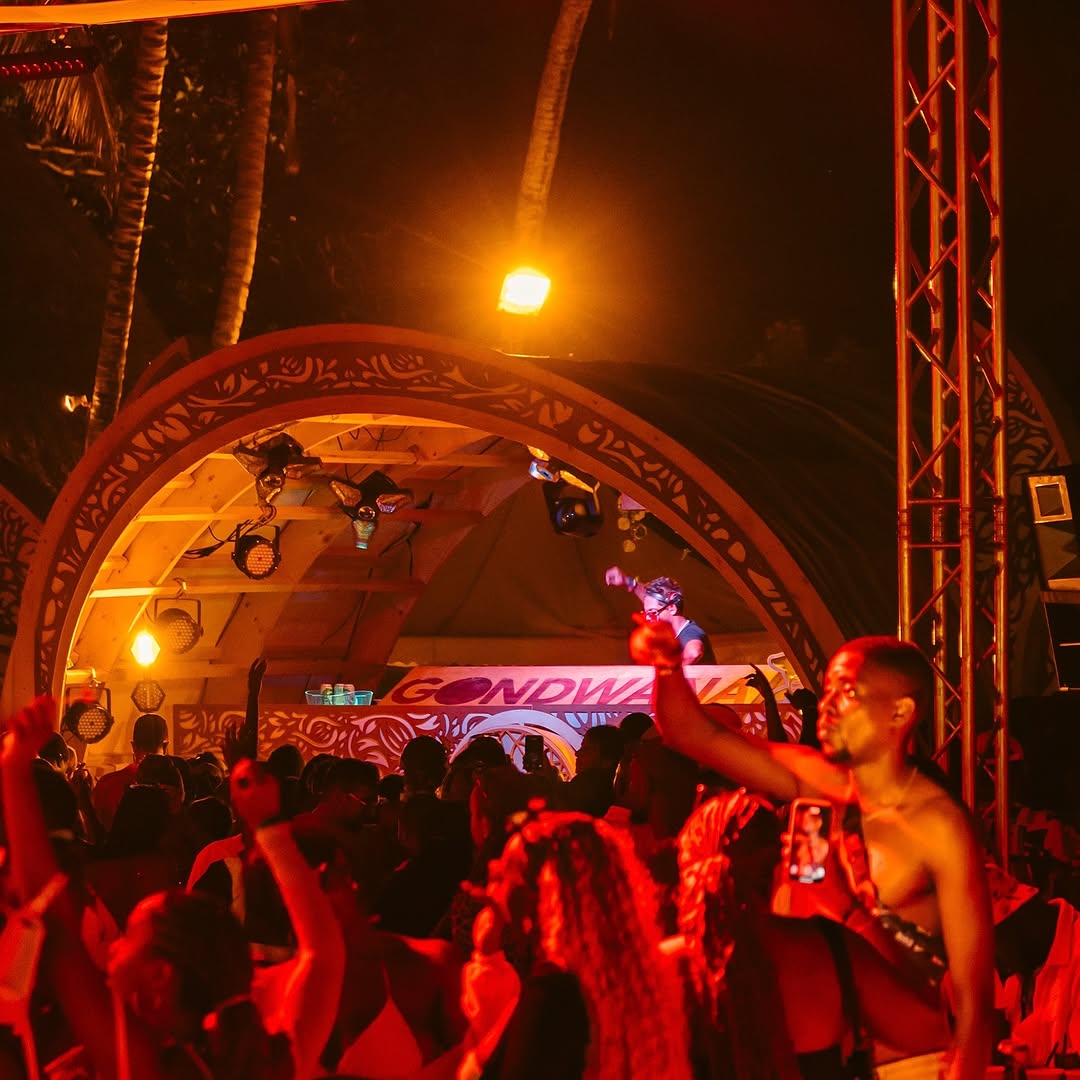 TravelSafiri's tweet photo. #TheEarth was calling and Lost Beach in Malindi was where it all went down. Now start saving for the #Easter 2026 extravaganza. Tickets now available at 
https://t.co/T0mox0BvgX
#utulivuwakita https://t.co/mCmk4z1w9x