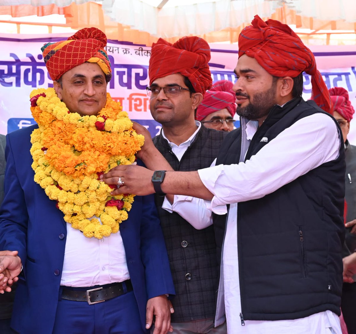शिक्षक हितों के लिए हमेशा तैयार रहने वाले युवा शिक्षक नेता एवं शिक्षक संघ <a href="/RESTARajasthan/">शिक्षक संघ रेसटा,राज.।</a> के प्रदेशाध्यक्ष <a href="/me_moharsingh/">मोहरसिंह सलावद</a> जी को जन्मदिन की हार्दिक बधाई एवं शुभकामनाएं।
<a href="/madandilawar/">Madan Dilawar</a> 
<a href="/rajeduofficial/">Dept of Education, Rajasthan</a> 
<a href="/NavalSi11153221/">Naval singh(हताईखेड़ा)</a> 
<a href="/GajrajSingh9086/">गजराज सिंह मोठपुर</a> 
<a href="/DrKirodilalBJP/">Dr. Kirodi Lal Meena</a>