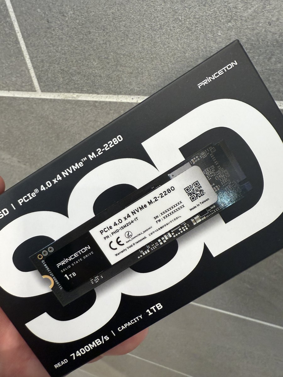 haru_bibi's tweet photo. 比較的安かったので衝動買い😀(1TB15900円)

PrincetonのSSDって中身なんなんだろう...。
NASのキャッシュ用だから、まぁ良いかなと🙆 https://t.co/KYHmBKiofb