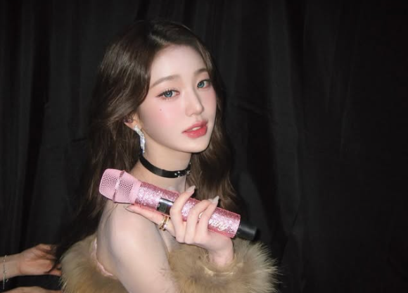 sihannow's tweet photo. I just published IVE’s Jang Won-young’s ‘Hong Kong is a country I like’ remark sparks signs of boycott movement in… https://t.co/8FH8ZVJTse https://t.co/BYSpnc95iX