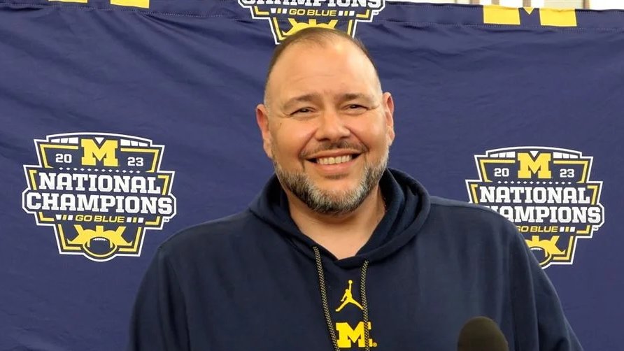 SamWebb77's tweet photo. With last night's TMI report on retaining @UMichCoachEspo, &amp; confirmation from Utah sources of @CoachPowell99's hire, Michigan is poised to have the best DL coaching/recruiting tandem in the country. Powell has been one of the west's best for years, &amp; Espo crushed it this cycle! https://t.co/5c4XxMkFtF