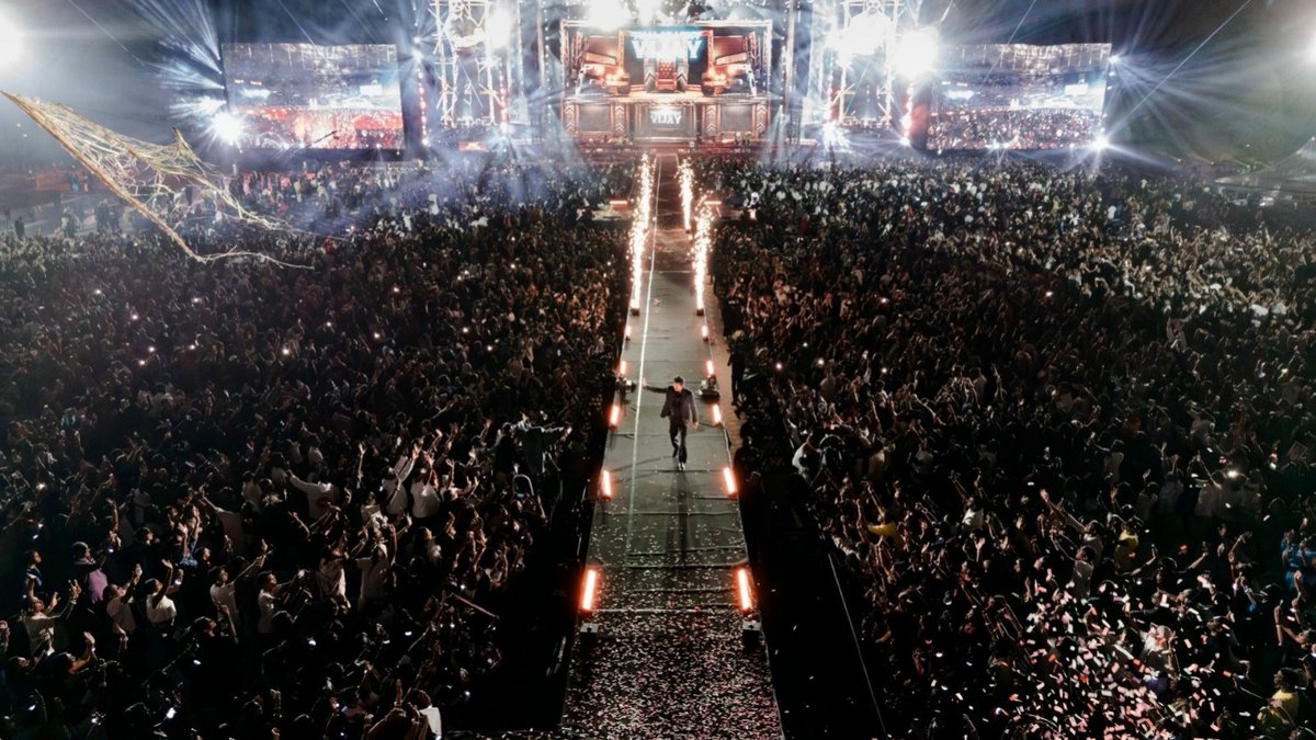 Indha pongaluku namaku semma collection maa..🦁

#ThalapathyVijay #JanaNayagan #Thalaivar #JanaNayaganTrailer #JanaNayaganPongal