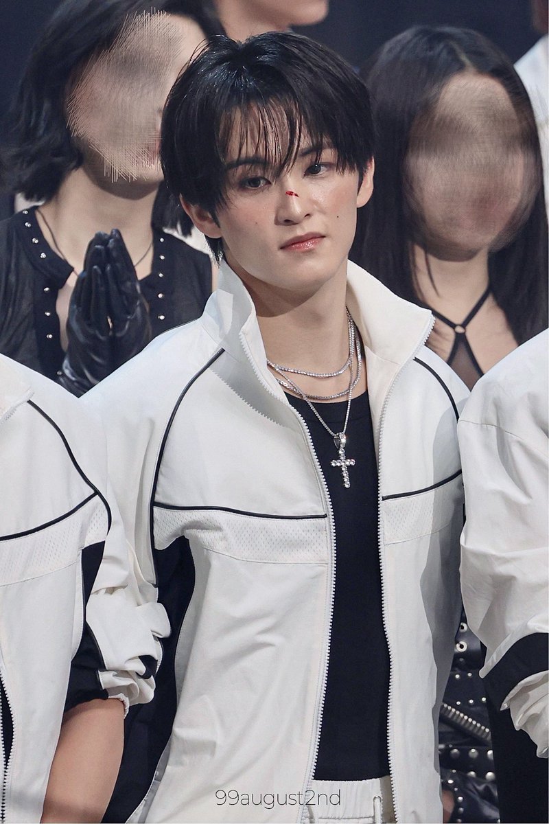 260101 가요대제전
빠부캣 🐈‍⬛

#MARK #마크 #マーク