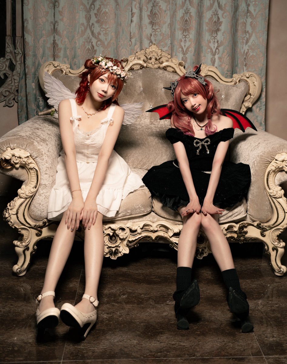 Plata512's tweet photo. 👼 👩‍❤️‍👩 😈 https://t.co/i9VRAL9D4N