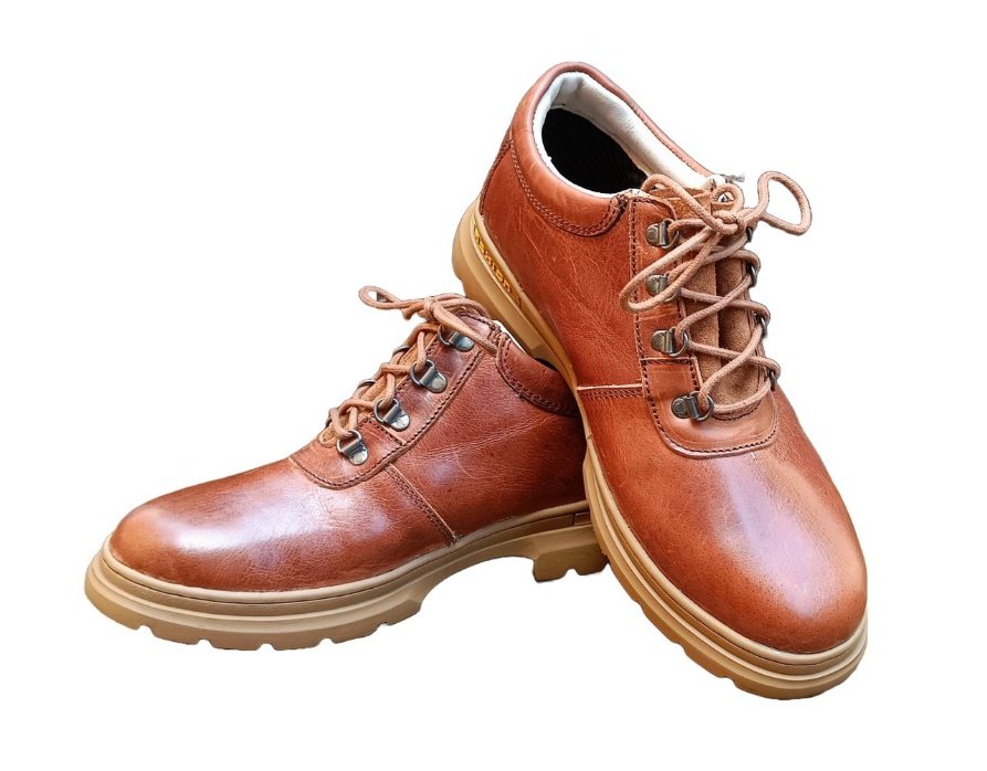 We do more than security boots! 

We make a wide collection of Safety boots, Premium School Shoes and Gentle Shoes too in different designs and colors for everyone's taste!