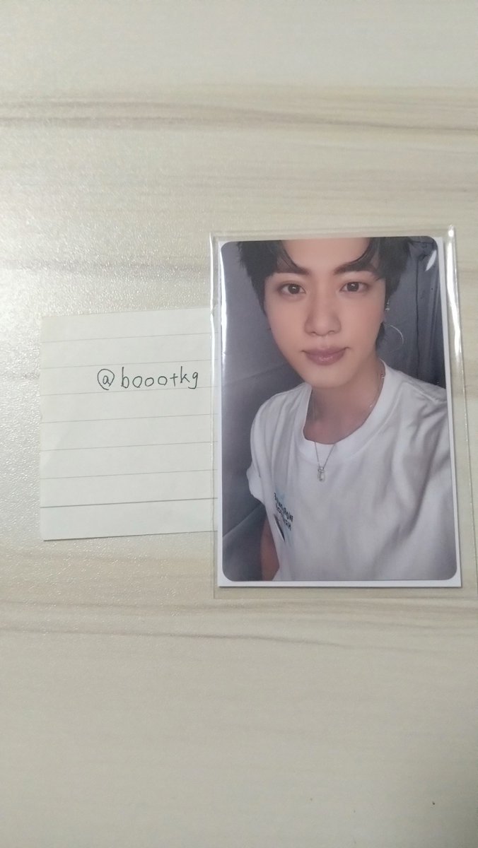 boootkg's tweet photo. BTS JIN RUNSEOKJIN_EP.TOUR THE MOVIE ムビチケ 購入特典 フォトカード トレカ

【譲】白T
【求】デニム

＊郵送(同日発送)での交換を希望

ダブってしまったため交換を探してます🙇‍♀️
難しいとは思いますが条件の合う方はお気軽にお声掛けください☺️ https://t.co/tbar8BhR1Z