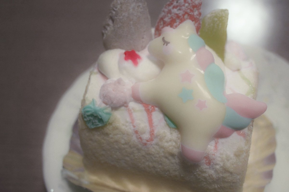 deep__Dreaming's tweet photo. クリスマスに食べた可愛いケーキ https://t.co/5dnUabXndY