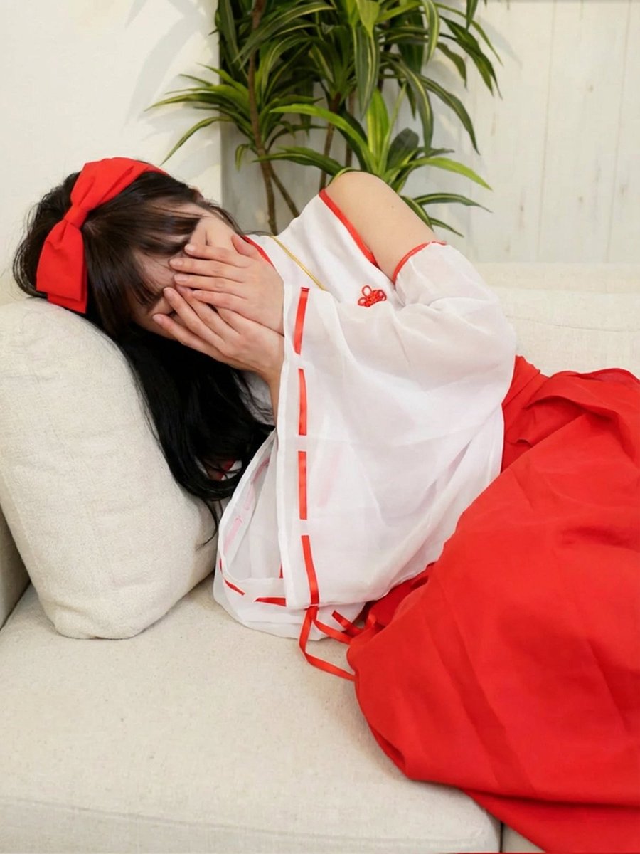 巫女さんコスしてみた⛩️
前はココでは見せられないんだけど…見たい？ https://t.co/ZbfH5OBBMz