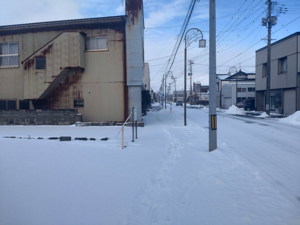 ItnRq81IbzKVnr8's tweet image. 八郎潟町内お散歩🚶🚶🚶