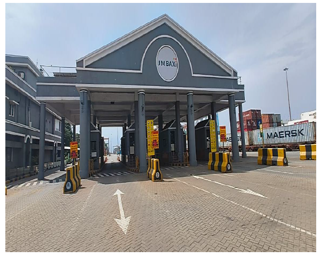 jmbaxigroup's tweet photo. Attention to detail keeps people safe. At Visakha Container Terminal, teams inspected pedestrian paths and crossover markings to make every step clearer and more confident.
The goal is simple: work safe, go home safe.
#JMBaxi #ThePortSpecialist #CreatingOpportunities #PedestrianPaths #MarkingInspection #VCT #ESGInAction #SafetyChecks