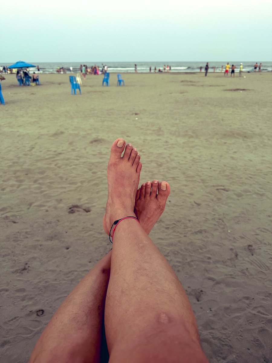 HumbrtS's tweet photo. #FelizAnoNuevo2026 #HappyNewYear2026 #pies #piesboy #feet https://t.co/bMxcwpchgP