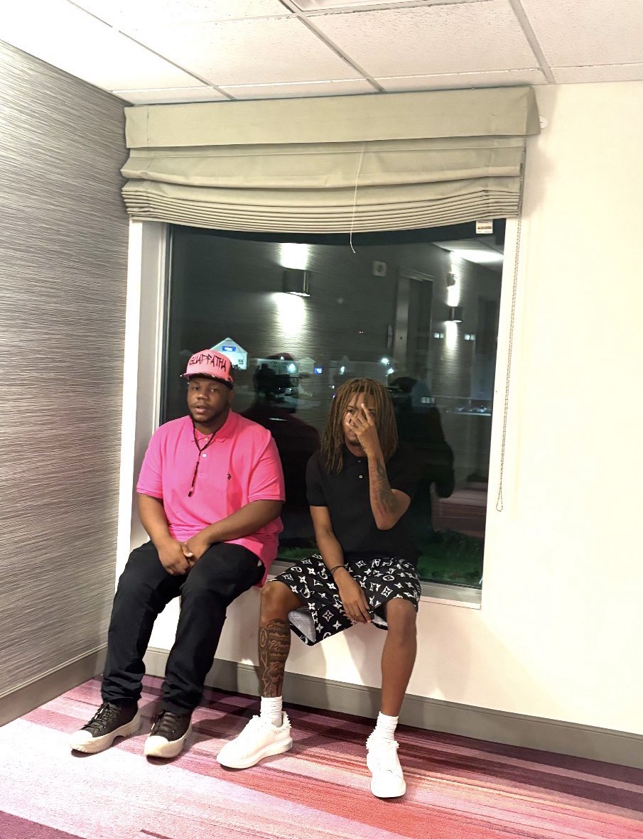jgoolin's tweet photo. GUAP WORLD 🌎 👼🏾💜🕊️💔 Love you bro rest easy jante ima do this for us🤞🏽 https://t.co/War62zGuvl