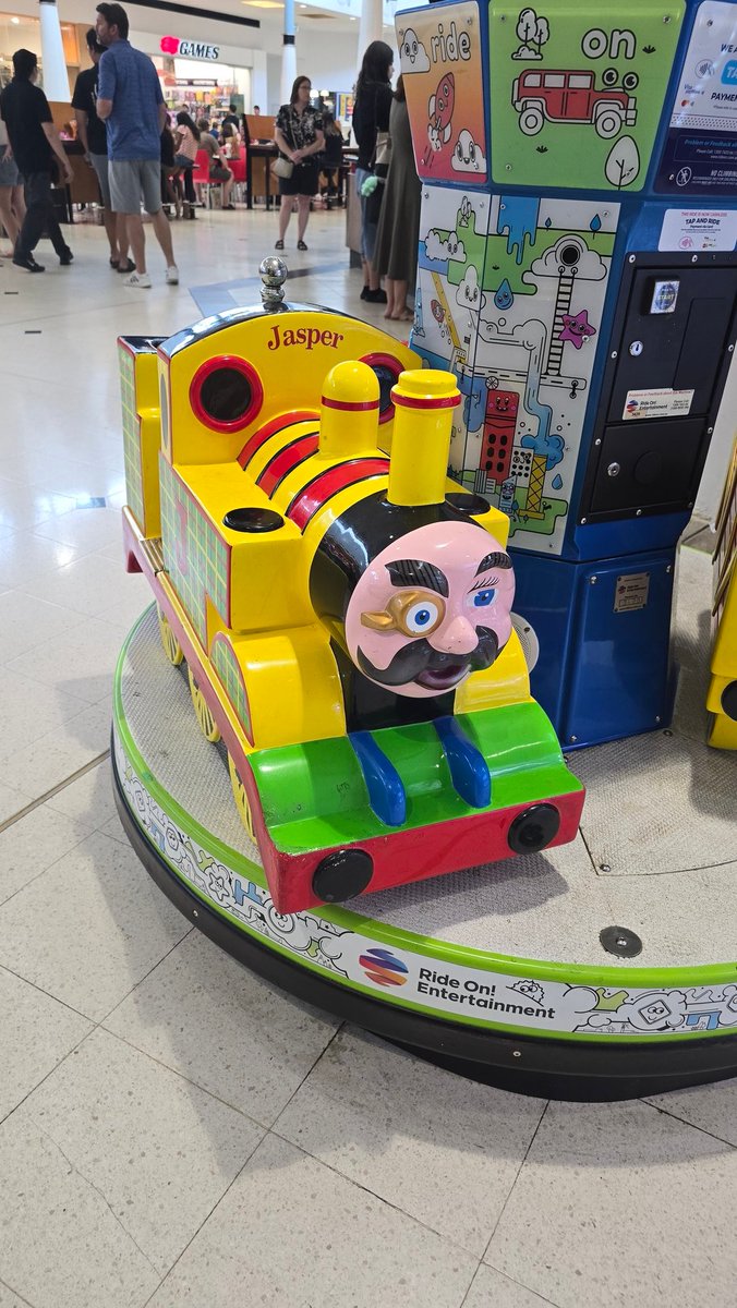 AngryBirdMask's tweet image. HOLY SHIT LOOK WHO I STUMBLED UPON