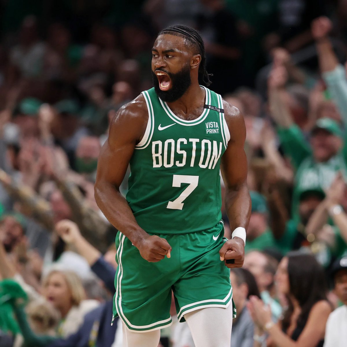 LegionHoops's tweet image. Jaylen Brown has been on an absolute tear lately:

29 PTS - 10 REB - 4 AST
23 PTS - 6 REB - 10 AST
37 PTS - 7 REB - 4 AST
30 PTS - 4 AST - 4 STL
31 PTS - 9 REB - 2 AST
30 PTS - 9 REB - 7 AST
34 PTS - 8 REB - 7 AST