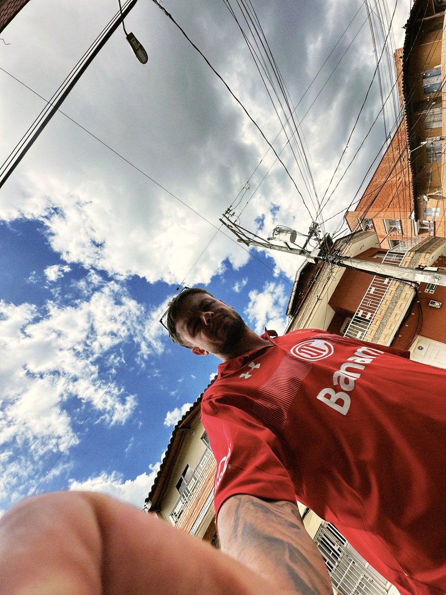 El 2026 tiene que estar lleno de camisetas de fútbol. Amén. 🫶🏻⚽️