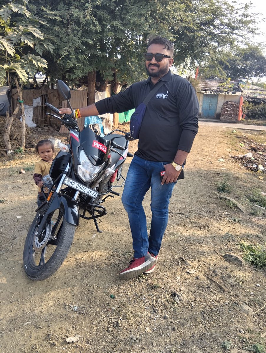 SunnyRaikwar5's tweet image. Happy new year 🎊🥳 &amp;amp; welcome 2026....
#31december 
#village 
#enjoylife 
#touristattraction