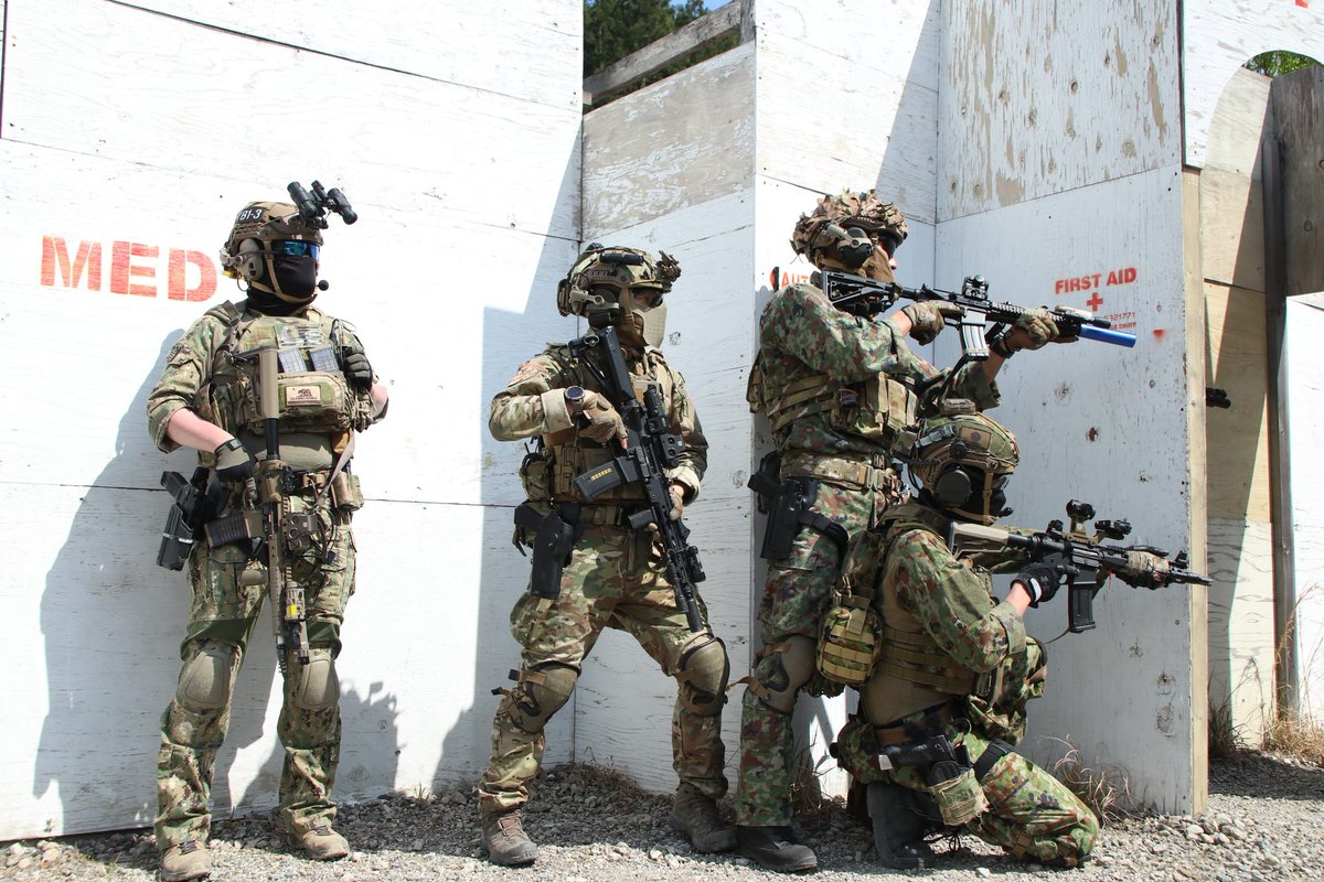 j.mans 235 tweet media