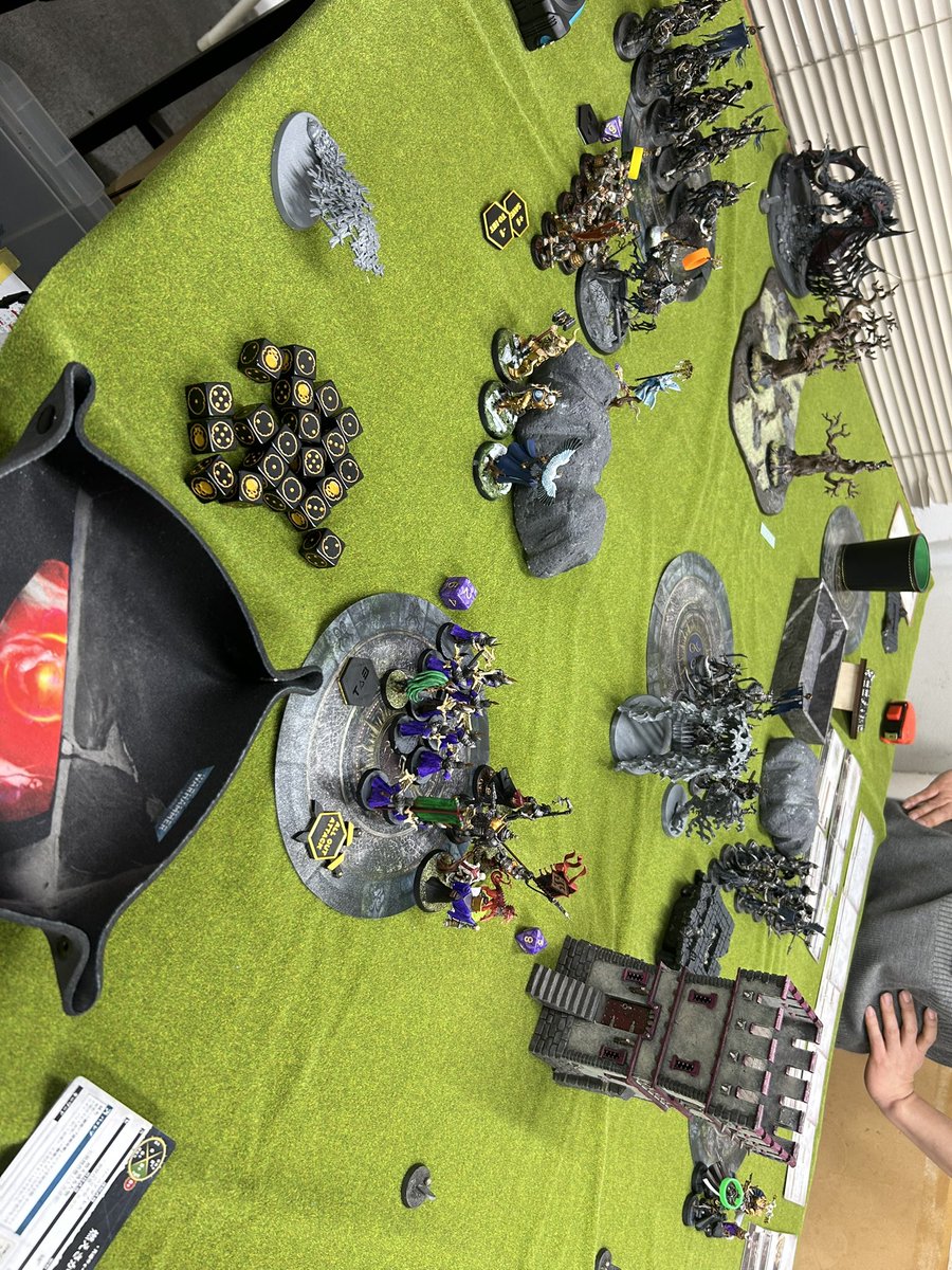 tetra765's tweet image. あけましておめでとうございます。
年末バタバタしておりまして、大掃除延長戦をようやく制したので、ツイプラに着手できました。
１月１０日、ウォーハンマー初心者ゲーム会です。
興味のある方はぜひツイプラ見てください。
よろしくお願いします。