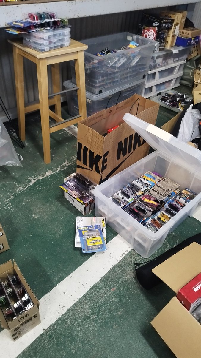 断捨離  今日は断捨離Dayにします