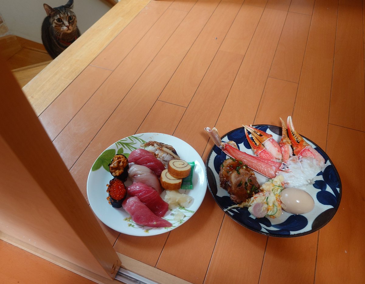 irorikon0123's tweet photo. 富豪の引きこもりみたいになってる https://t.co/MpblRLam52