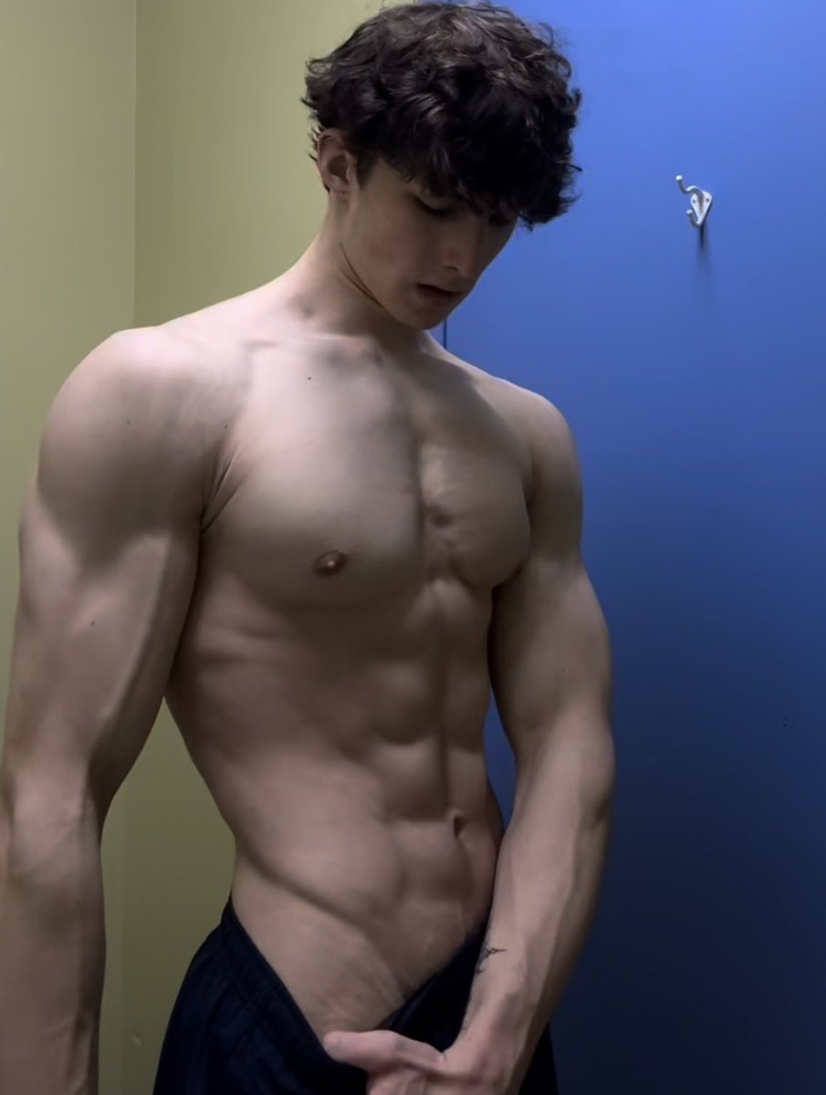 イケメン🇪🇺 tweet media