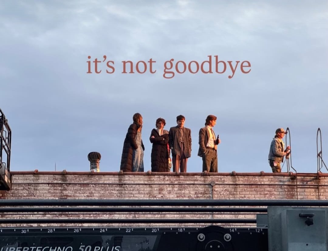 nancewheelers_'s tweet image. i love how the cast went to watch natalia, charlie, joe, and maya film their epilogue scene