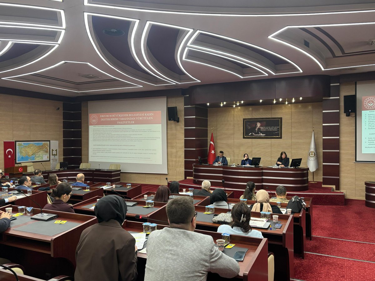 📌 2025 Yılı 4. Dönem Kadına Yönelik Şiddetle Mücadele İlk Koordinasyon, İzleme ve Değerlendirme Komisyonu Toplantısı, Vali Yardımcımız Didem Dinç Özay başkanlığında gerçekleştirdik.
🤝 Toplantıya; kamu kurum ve kuruluşları, sivil toplum kuruluşları, üniversitelerimiz ve