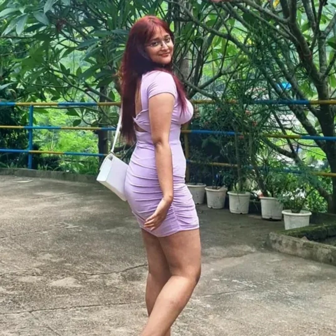 sarah2b69's tweet photo. 🌻 https://t.co/ooKsGmhLes