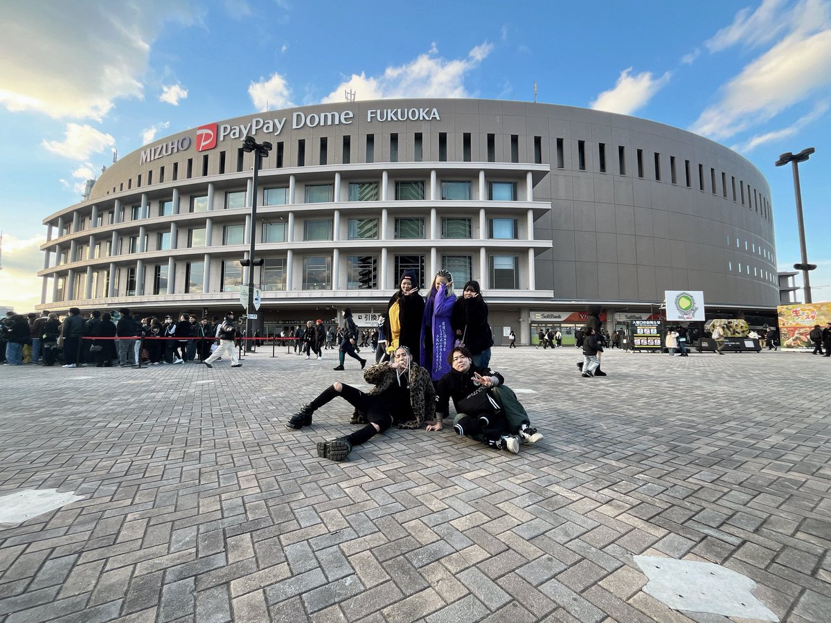 _TYM1107_'s tweet photo. ライブすごく楽しかった☺️
背中の刺青頑張って良かった🐲
@DJ_Foy_jp https://t.co/dIJawQkYcB