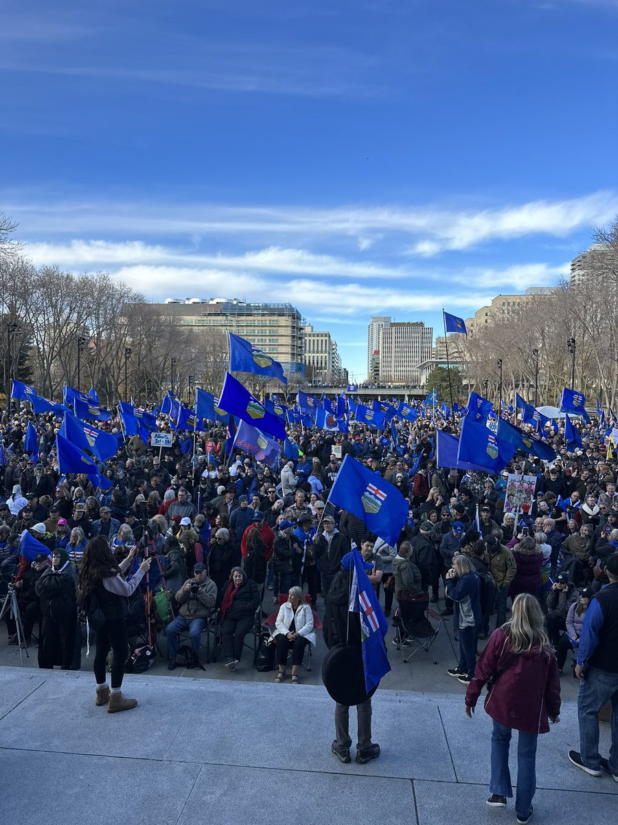 Yukon Strong 🫎 tweet media