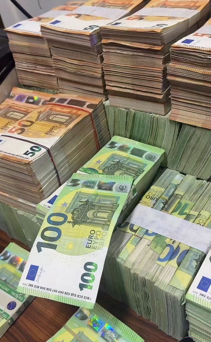 mc_evah's tweet image. Rabbee innee lima anzalta illaya min hayrin faqir 🤲🏾