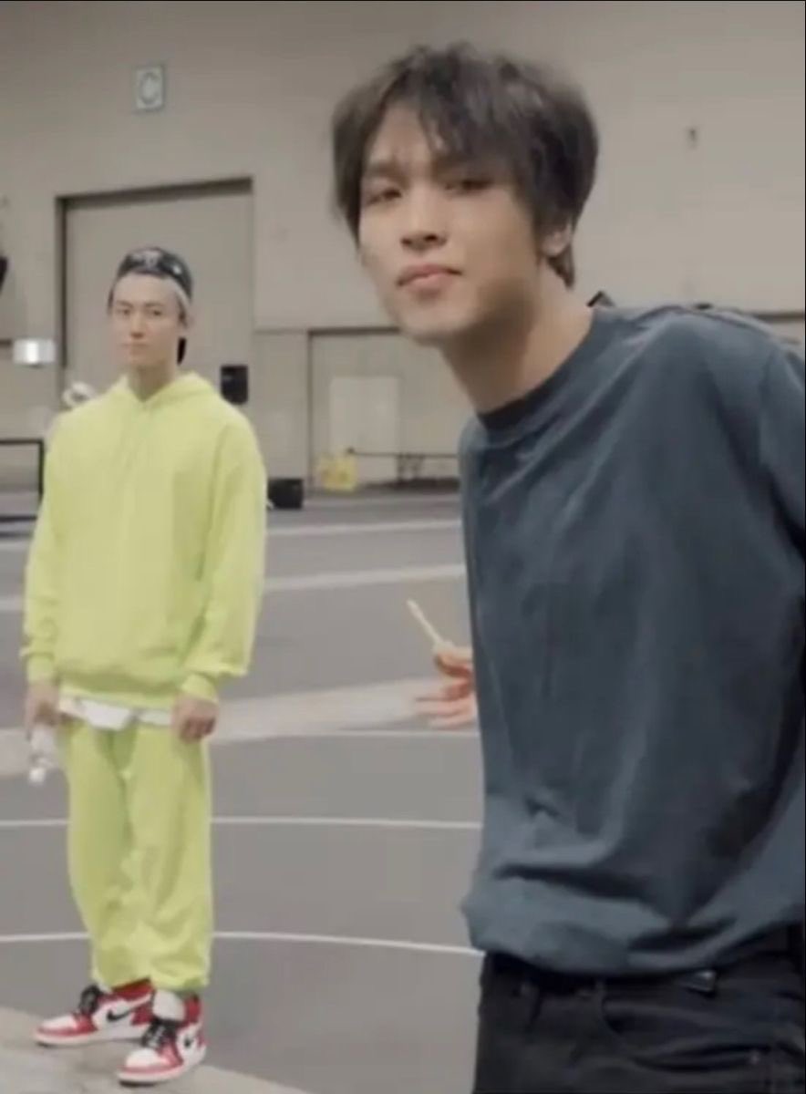 여러분 *나 늦었지만 새해복마니받으세요🫰🙇‍♀️💕🧎‍♀️‍➡️🧎‍♀️‍➡️🧎‍♀️‍➡️💕💅💅🫰🫰🫰💕💕💕💕😚💕💕