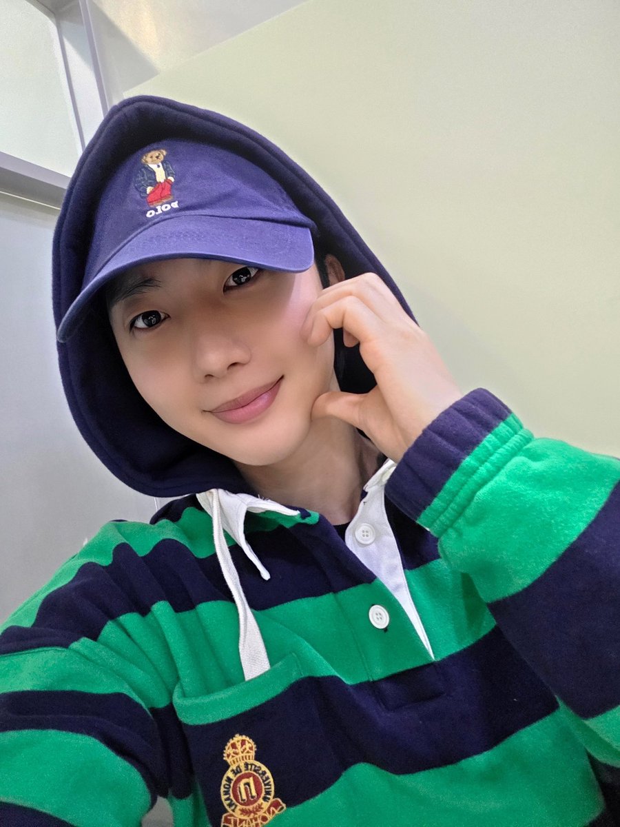 [📸]

26.01.02
KBS Cool FM <#이은지의가요광장>

｡ﾟ•┈୨ ⁽⁽ଘ( ˊᵕˋ )ଓ⁾⁾ ୧┈• ｡ﾟ
       𝘏𝘢𝘱𝘱𝘺 𝘕𝘦𝘸 𝘠𝘦𝘢𝘳

#후이 #HUI