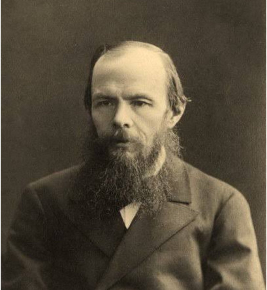 CreatineWeb3's tweet image. Once you gain a bit more insight, you’ll see how Nietzsche and Dostoevsky actually sharpen each other’s ideas. 

Dostoevsky helps you feel the human side of faith, doubt, morality, guilt, freedom. 

And once you’ve seen those struggles play out, Nietzsche’s philosophy hits much…