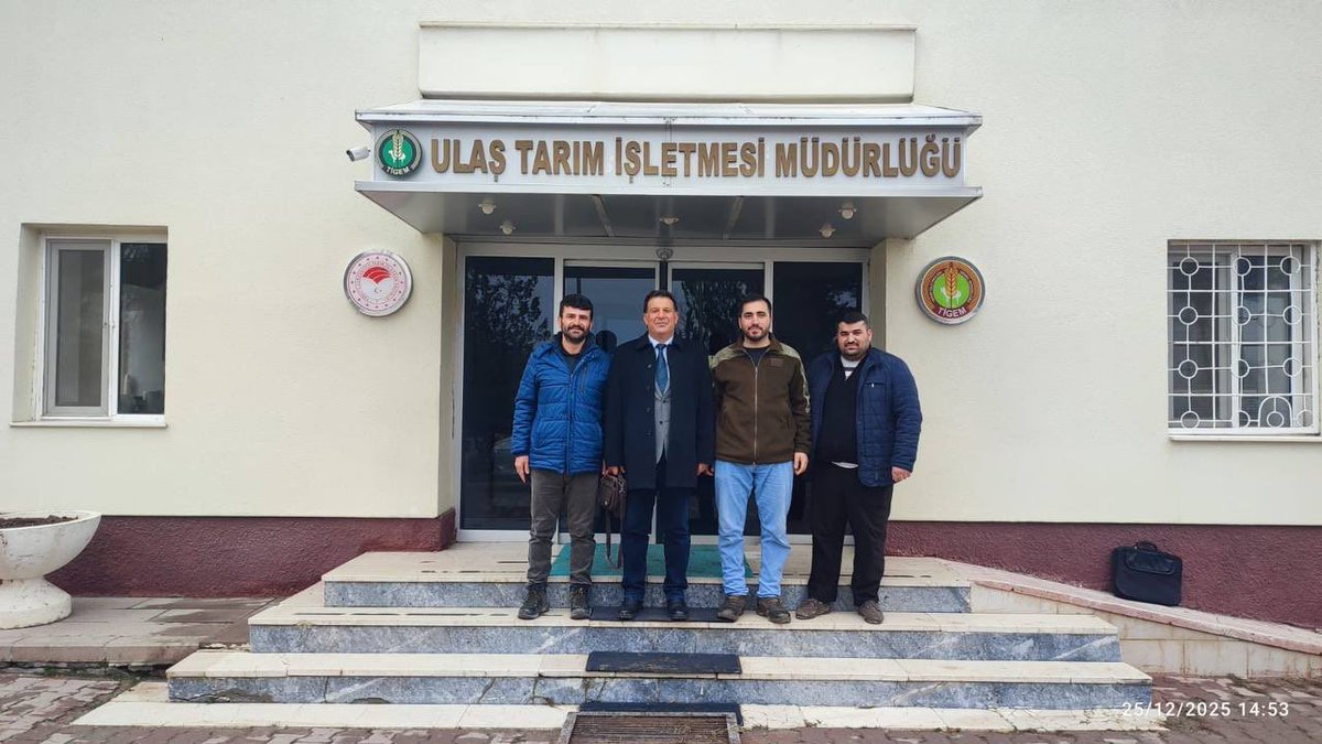 📍 Sivas

Genel Başkan Yardımcımız Mehmet Çürük ve üyelerimiz tarafından Ulaş Tarım İşletmesi Müdürlüğü ziyaret edildi.

Meslektaşlarımızla bir araya gelindi. Mesleki sorunlar konuşulup Bakanlık görüşmelerimiz  ve yaptığımız çalışmalar hakkında bilgi paylaşıldı.