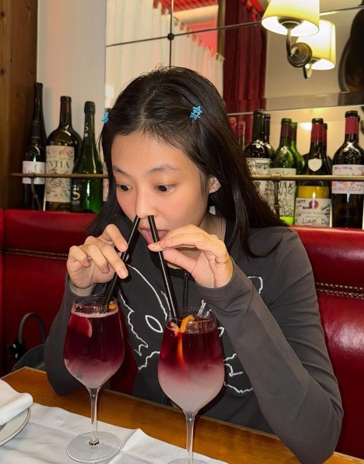 1l1vay's tweet image. 초딩 제니