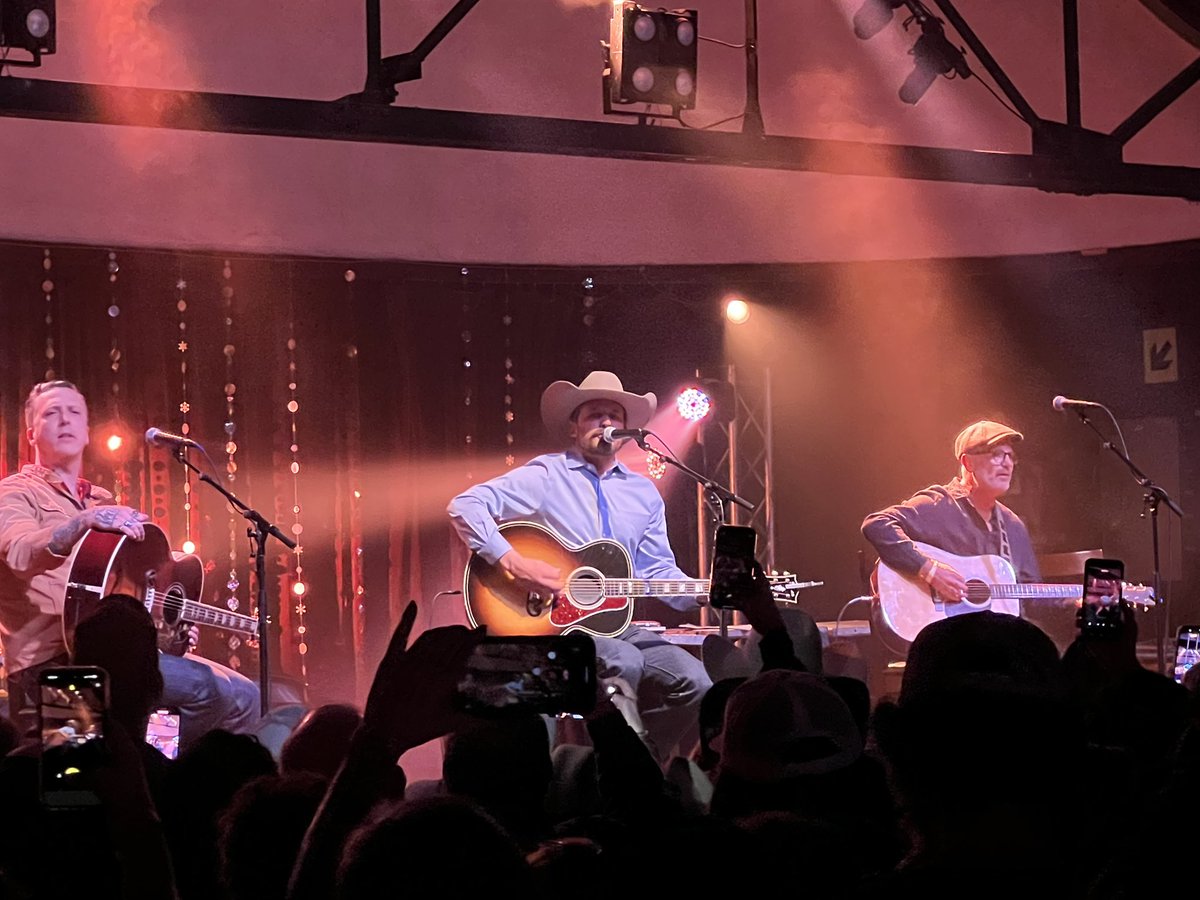 Joy just radiates from BJ <a href="/USAquarium/">American Aquarium</a> 
Cain’s Ballroom never lets me down