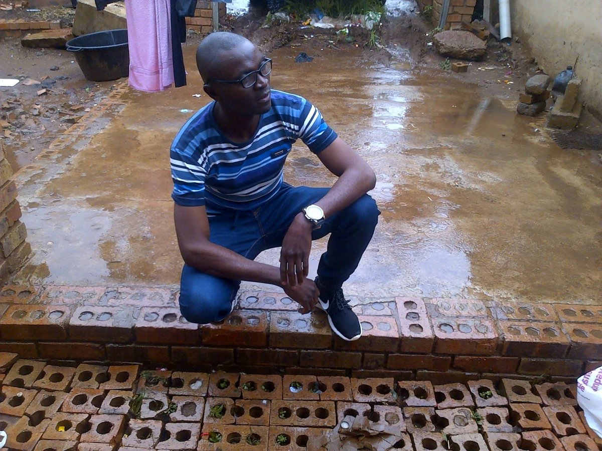 Patriot_S_A's tweet photo. Police at Mwami Border Post in Mchinji have arrested Salimu Tembo for attempting to smuggle a motor vehicle into the country.

Tembo was arrested after he was found driving a South Africa–registered vehicle, registration number LW 11 MY GP, through an unchartered route.

When police intercepted him, he failed to give a clear explanation and could not produce any importation documents for the vehicle.

The 36-year-old suspect is expected to appear in court to answer charges related to the illegal importation of a motor vehicle.