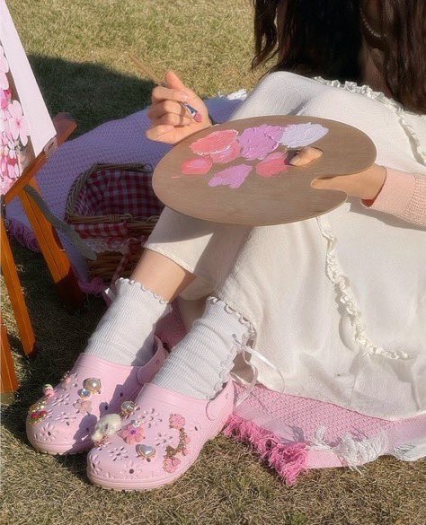 nnapoun's tweet photo. ส่งต่อ crocs floral รุ่นนี้ค่ะ น่ารักม้ากกก

🌷ไซส์ M6 W8 25cm

พรีมาแล้วหลวมไปหน่อย แค่ลองค่ะ ส่งต่อ 750 บาทรวมส่ง ขอดูรูปเพิ่มเติมได้ค่าา
#Crocs #รองเท้าcrocs #ส่งต่อเสื้อผ้ามือสอง #รองเท้ามือสองของแท้ https://t.co/qheegbHxP4