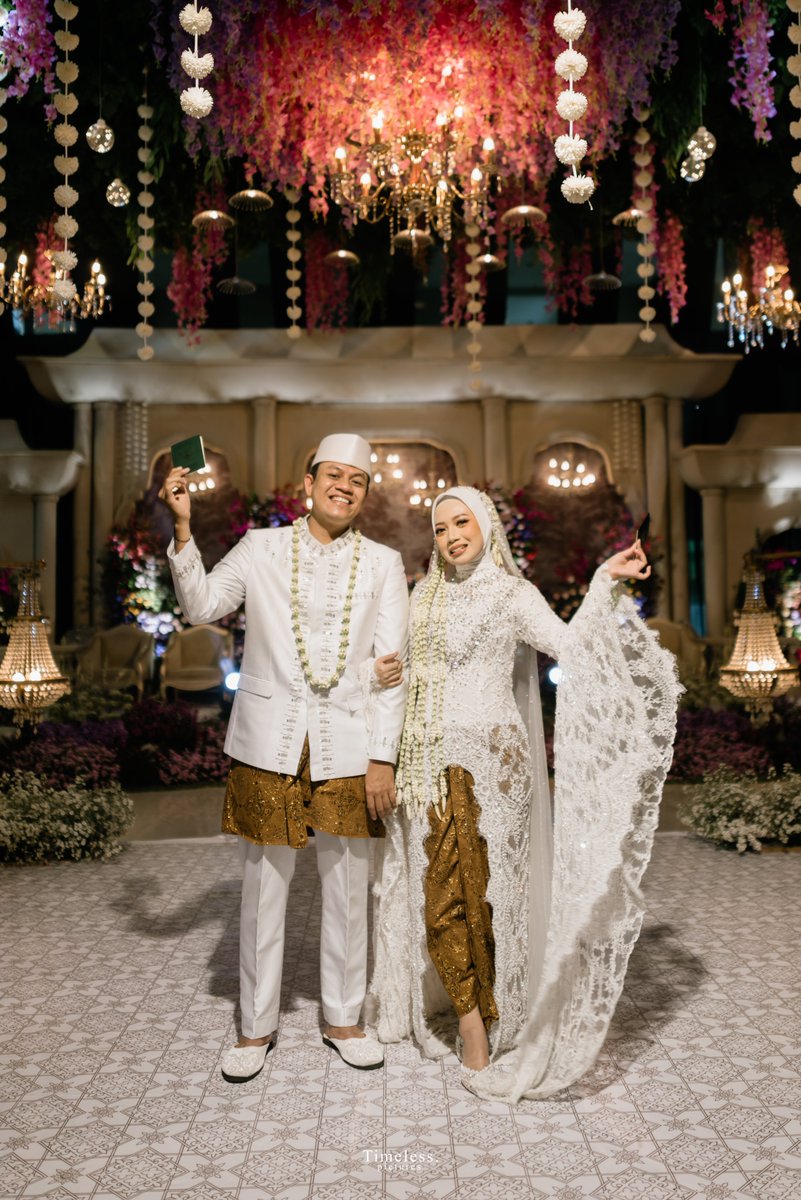 bosmanpos's tweet photo. pokoknya tahun ini tahun penuh syukur kerna ada finaaa <3 cinta kali ahhhh https://t.co/jDVDSORoyf