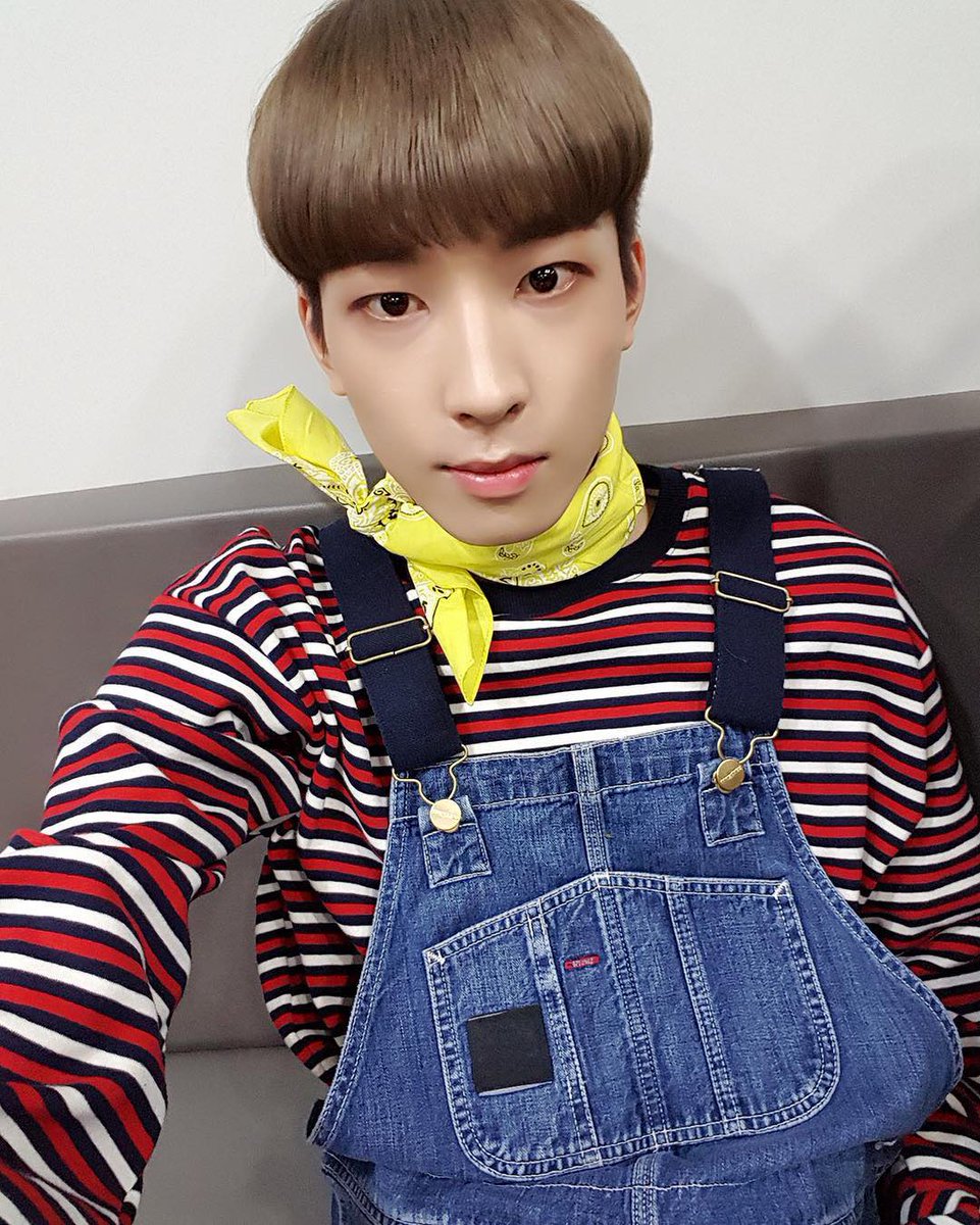 wonwooszone's tweet image. 170102 saythename_17 ig update with wonwoo 📸 #원우 

aing!