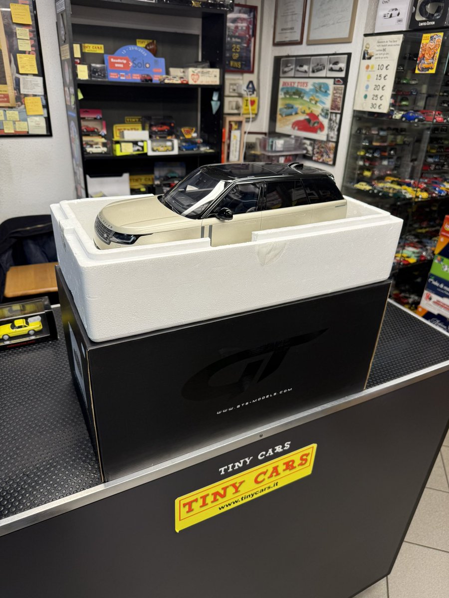 cars_tiny's tweet image. Range Rover Scala 1:12 GT Spirit Scala 1:12 da Tiny Cars a 242€ #tinycars #rangerover #landrover #scala112 #diecast